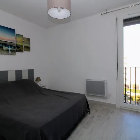 Lägenhet T3 A 300m Des Plages Avec Parking Et Terrasse - Fr-1-309-414 Saint-Cyprien (Pyrenees-Orientales)